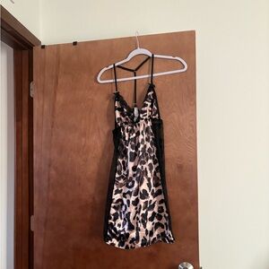 SHEIN Leopard Print Chemise with Black Accents